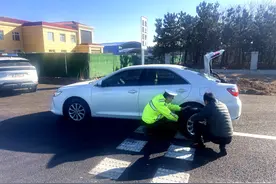守护扩建中的南北大通道！记者探访同三高速交警，单向交通下他们加倍用心图片