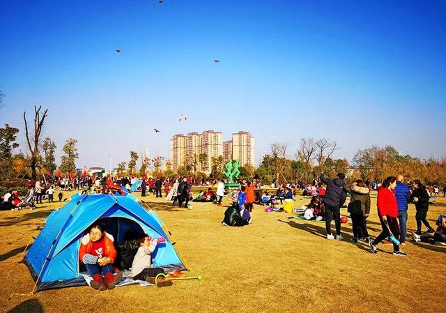 抢票式晒太阳！解码彭州“限量版暖阳”的私藏地图