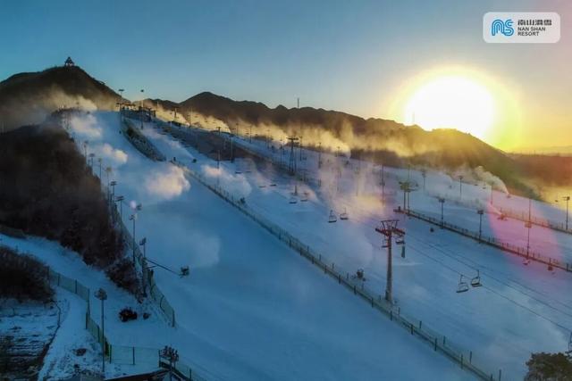 走，这个周末，一起在北京滑滑梯！