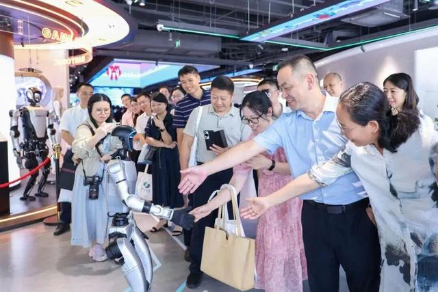 科普路上，从来不是一个人在走 写在浙江首个全国科普月圆满收官之际