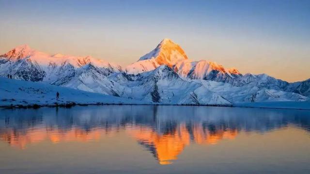 冬天的贡嘎才是真绝色！