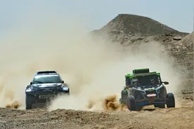 爱跑·2025中国环塔国际拉力赛全新启航图片