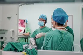 爸爸肺癌去世后，两个女儿相继查出肺癌……肺癌会遗传？图片