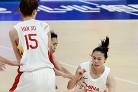 “关键时刻，中国女篮从没掉过链子”图片