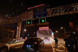 穿越黄浦江，上海第18条越江隧道通车图片