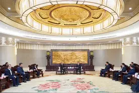 市领导会见中铝集团来宾图片