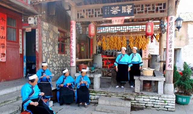 山水秘境·多彩黔行｜36位“国际文旅体验官”齐聚贵州 引爆“China Travel”旅游新热点