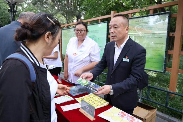 紫竹院邀您礼赞祖国，文明游园共守美丽家园