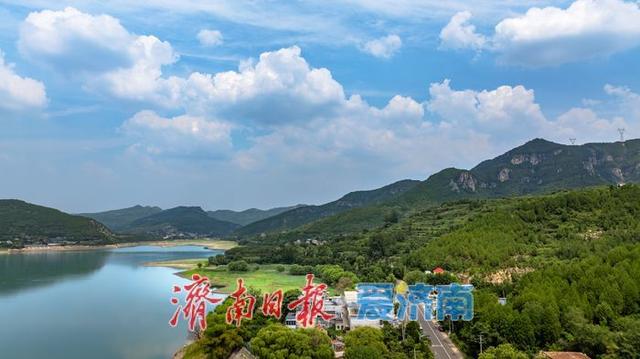 航拍锦绣川水库，“高山草甸”美景令人称赞