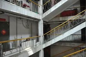 纵览·9张｜筒子楼里的烟火人生图片