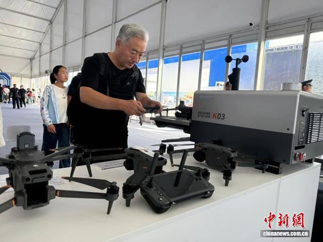 AI为无人机插上“隐形翅膀” 长春航空展展现智能新趋势