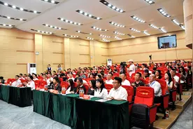 讲述红色历史  传递时代强音 | 2025年贵州红色故事讲解员大赛暨全国红色故事讲解员和英烈讲解员大赛选拔赛开赛图片