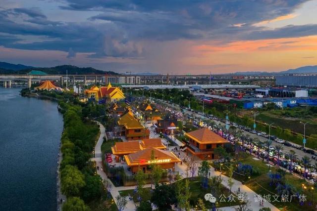 ​别再问鹤城十一国庆怎么玩了！这篇攻略直接 “抄作业”