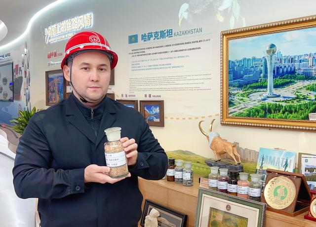 习近平总书记关切事｜中欧班列通陆达海