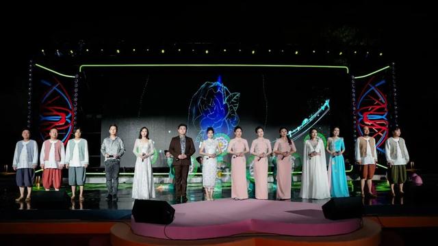 “相约滨海之夏”广场文化系列活动闭幕式暨“玉兰枝头听江南”江南民歌展演顺利举办