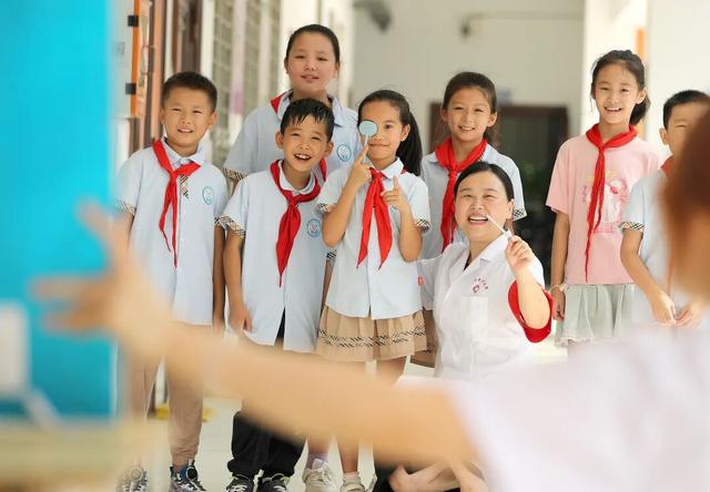 从“十五五	”规划建议看行稳致远的中国