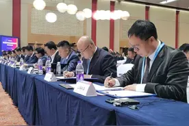 两江新区第六届西洽会签约13个项目 投资金额68.9亿图片