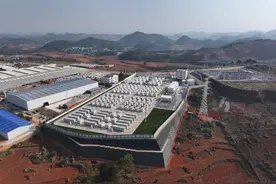 我国首个大型锂钠混合储能站投产图片