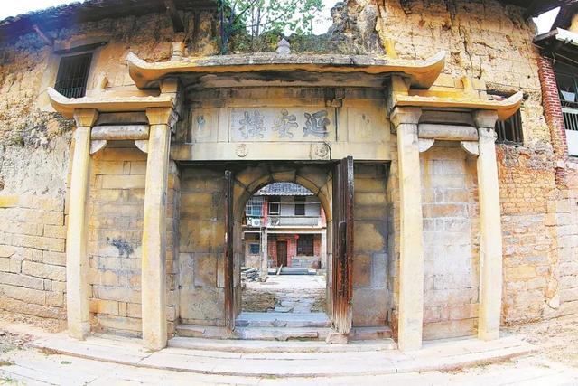 非世遗土楼的“守”与“变”