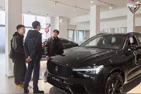 “真金白银”的实惠，汽车以旧换新撬动消费新活力图片