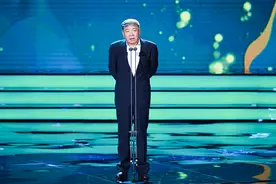 《侦察英雄》导演郑晓龙接受《环球时报》专访：用作品讲好普通人的故事图片