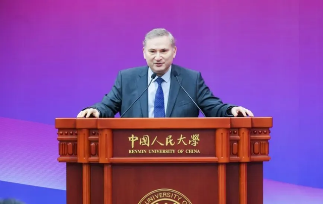 ​​AI如何重塑全球发展？​中俄战略对话论坛现场直击