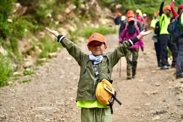 晋宁谷堆山见证“云岭百峰”破15万人次打卡