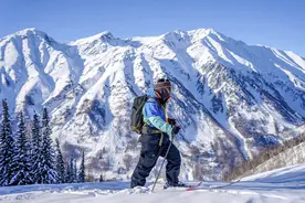 新疆，不是遥远的地方，而是滑雪的天堂图片