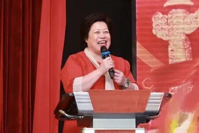 新消息传来：已同意她辞职