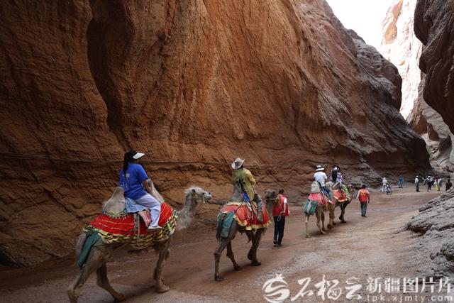 新疆最美公路——独库公路为何每年只开放5个月？