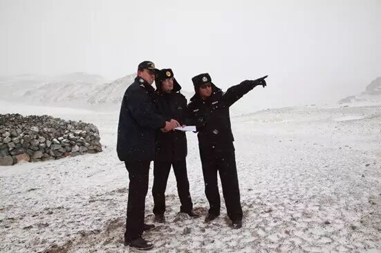 海拔5126米，他们把自己“钉”在空气稀薄的地方