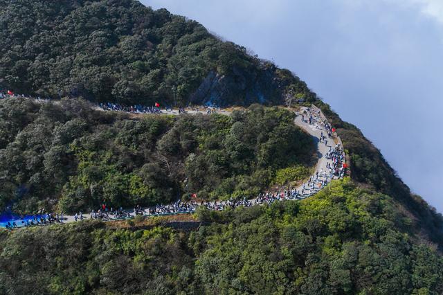 猫儿山景区今年上半年研学游实现量质齐升