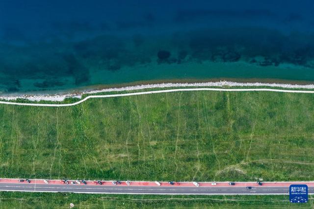 新疆赛里木湖：绘就生态旅游新图景