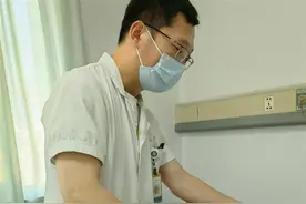 两姐妹“青蛙步”行走20余年，去医院检查才知患上这个病图片