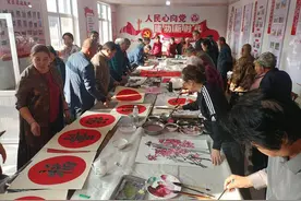 烟台现代画院第二年走进栖霞后许家村与老人过重阳节图片