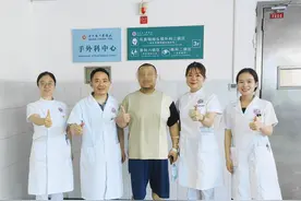 连收两例口腔溃疡长期不愈患者，经检查都是口腔癌…… 出现这个情况要警惕图片