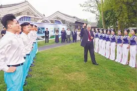 世界目光与非遗韵律在东屿岛交汇图片