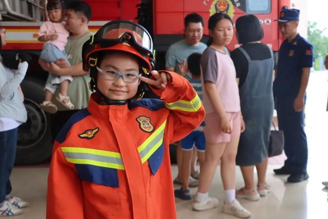 消防宣传月来啦！快来消防站开放日上一堂安全课！