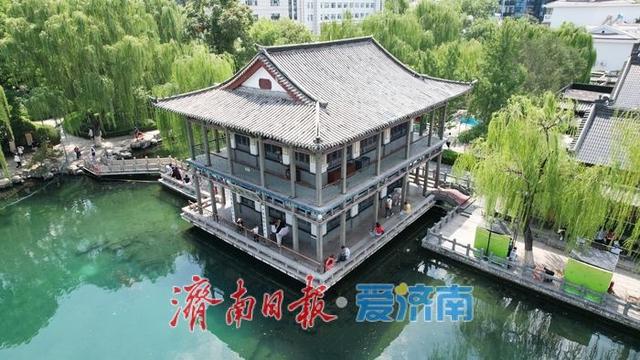 夏秋交替 泉景醉游人