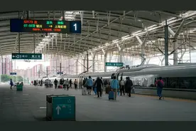 748.12 万人次！银川客运段暑运 “送客忙”图片