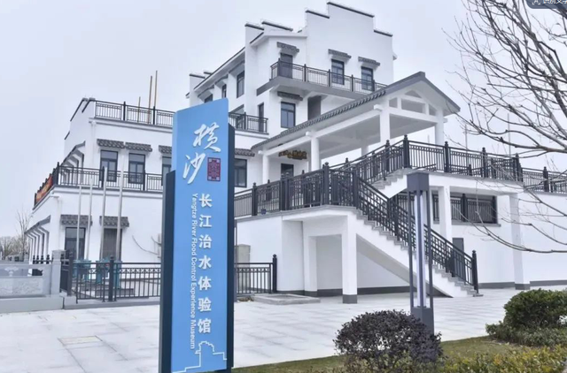 跟着赛事去旅行｜稻田作画，江畔听风！来横沙开启漫行之旅