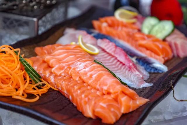 上海Citywalk正当时！市区5星级酒店客房折上折！大闸蟹自助、双人下午茶特惠价！免费住宿福利到