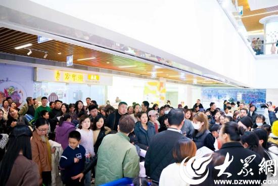 飞马行空-SM淄博淄川城市广场梦幻向新季梦幻开幕！