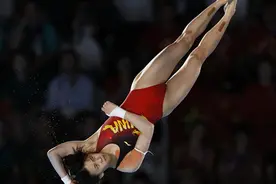 奥运·幕后丨陈芋汐启蒙教练：体操界少了一个好苗子，跳水队多了一个奥运冠军图片