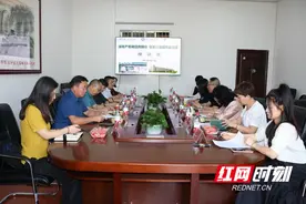 深化产教融合新模式 美妆数智创新创业实习实训基地揭牌图片