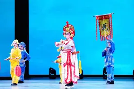 乐贤坊小学首次将美育成果搬到广州市文化馆，向广大市民群众开放图片