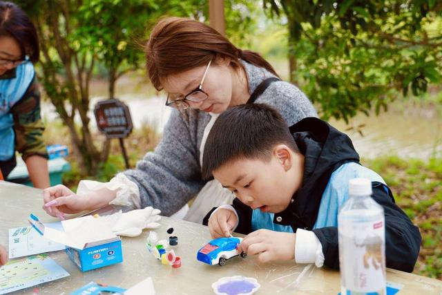 农趣“驾”年华·乐享田园风 嘉定七彩田园农事挑战赛上演亲子春日田园派对