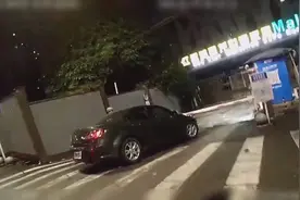 叫了代驾又取消 女司机醉驾上路终被查图片