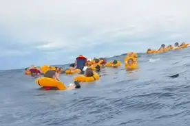 马尔代夫摆渡快艇海中沉没48人获救，中国女潜水教练讲述惊险一幕图片