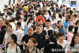 60多所学校给青春更多可能！6月22日到滨河万达“问招”去图片